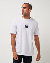 New York Yankees In The Dugout Tee Men|Game Day|New/White