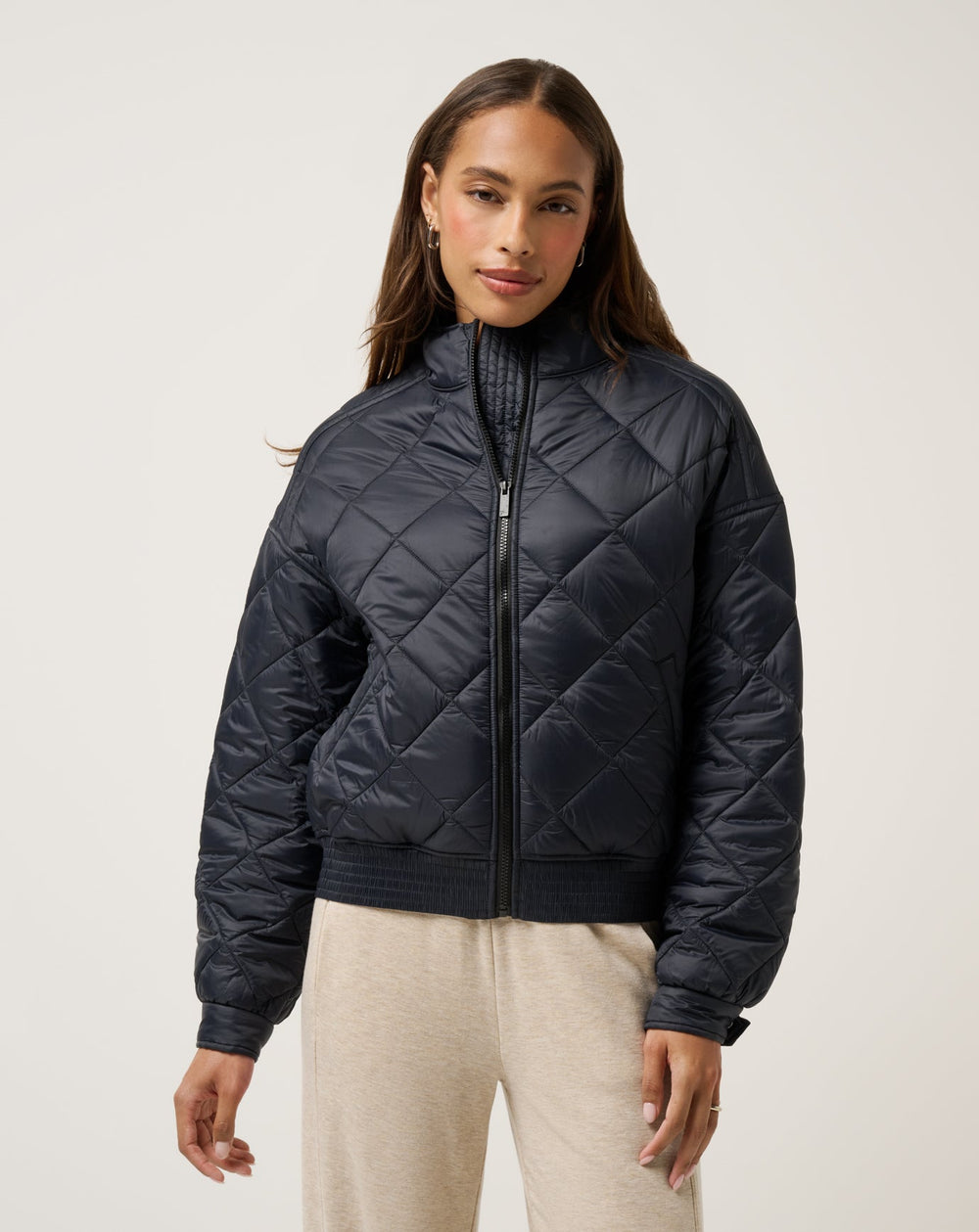 Lights At Night Quilted Jacket Women/Obsidian