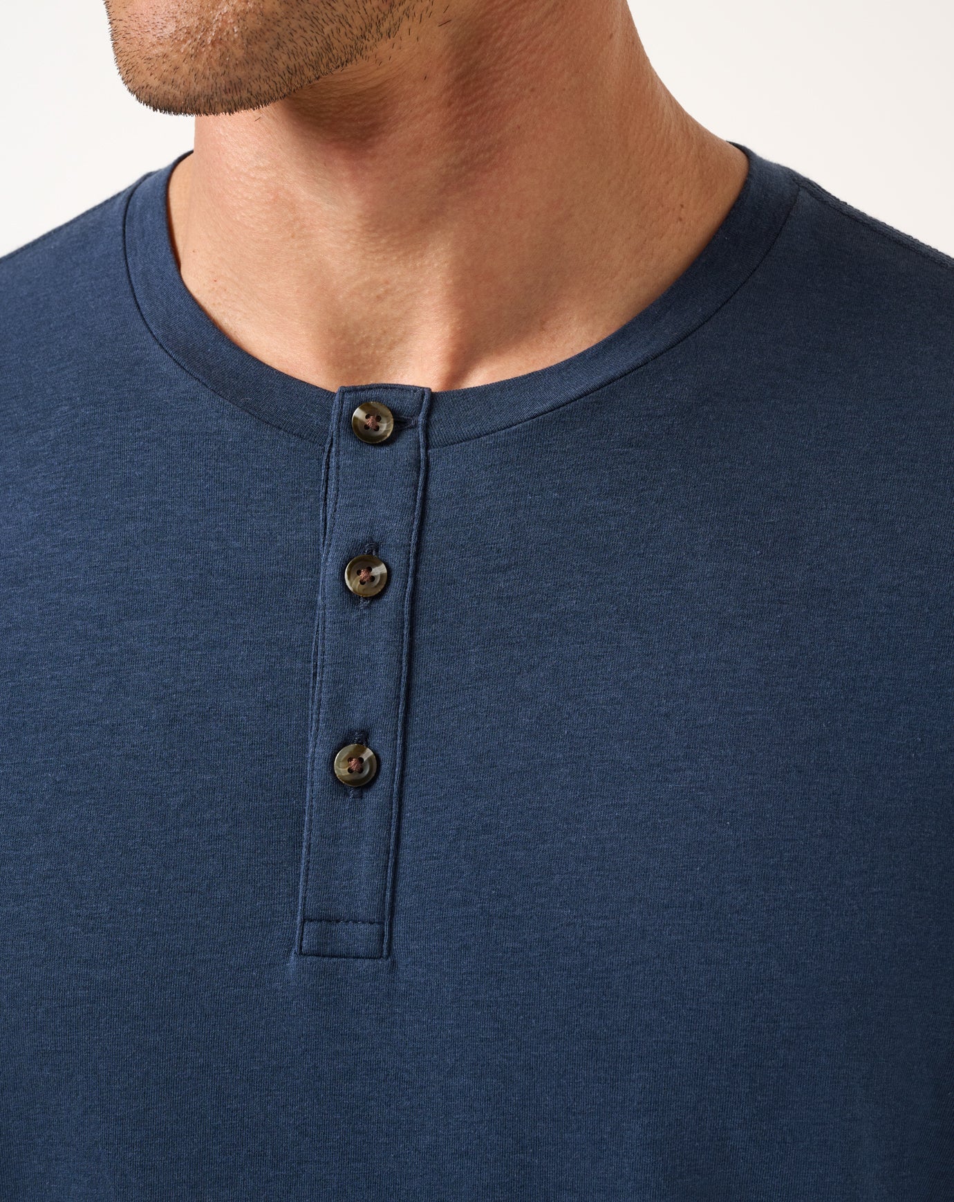 Cloud Henley Tee Men/Total Eclipse