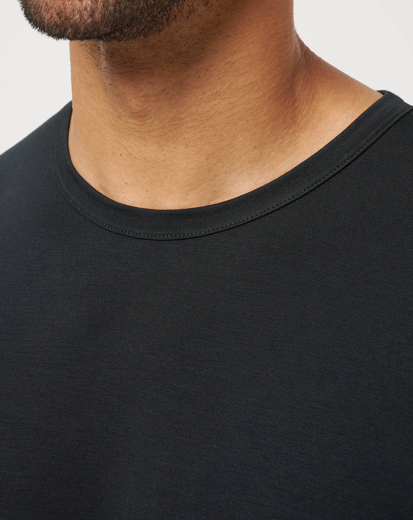Long Holiday Tee Men/Black