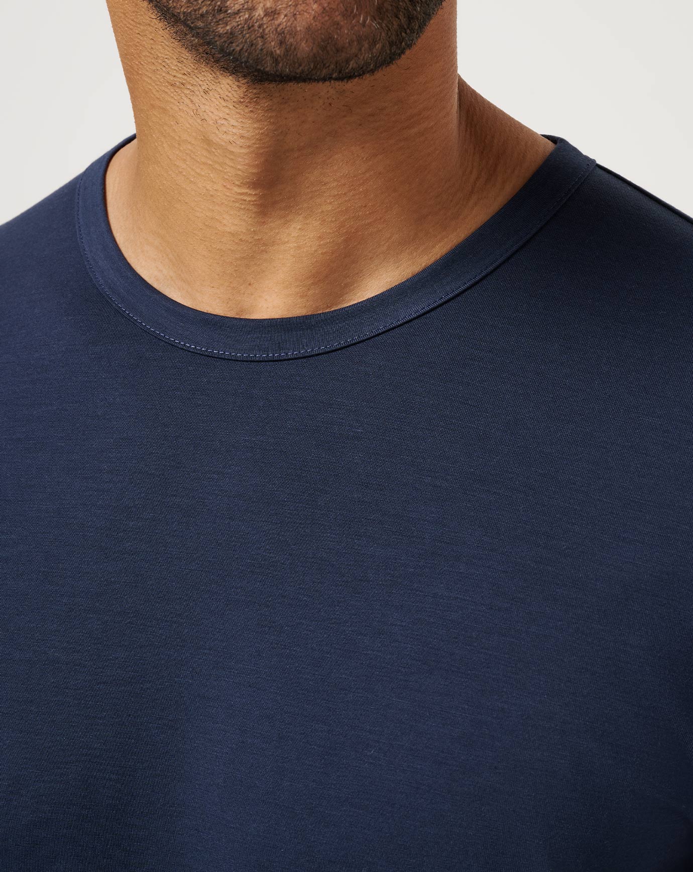 Long Holiday Tee Men/Total Eclipse