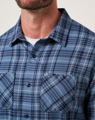 Cloud Flannel Plaid Button-Up Men/Bering Sea/Sleet