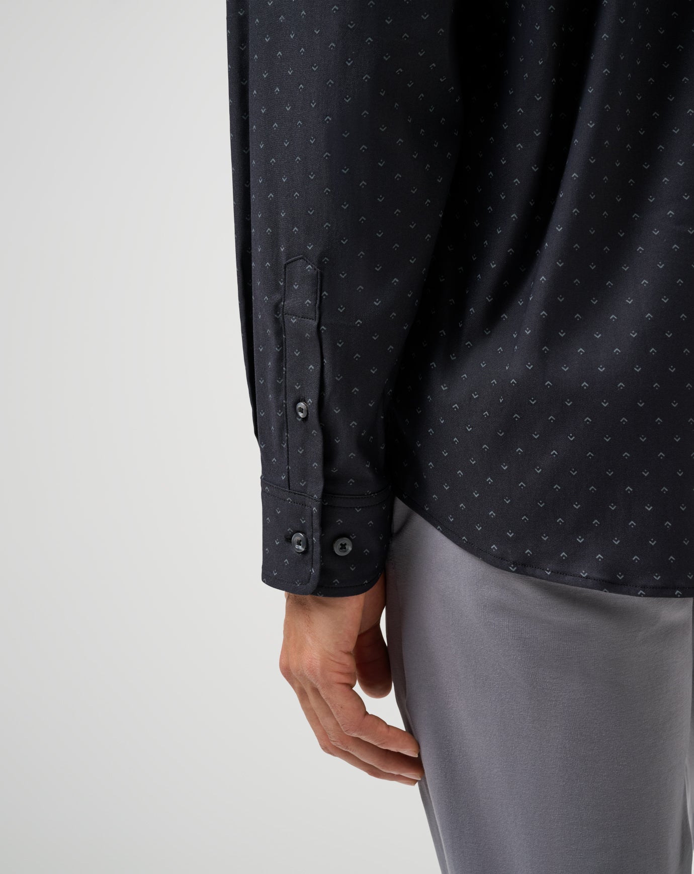 Techwoven Tidbits Button-Up Men/Black
