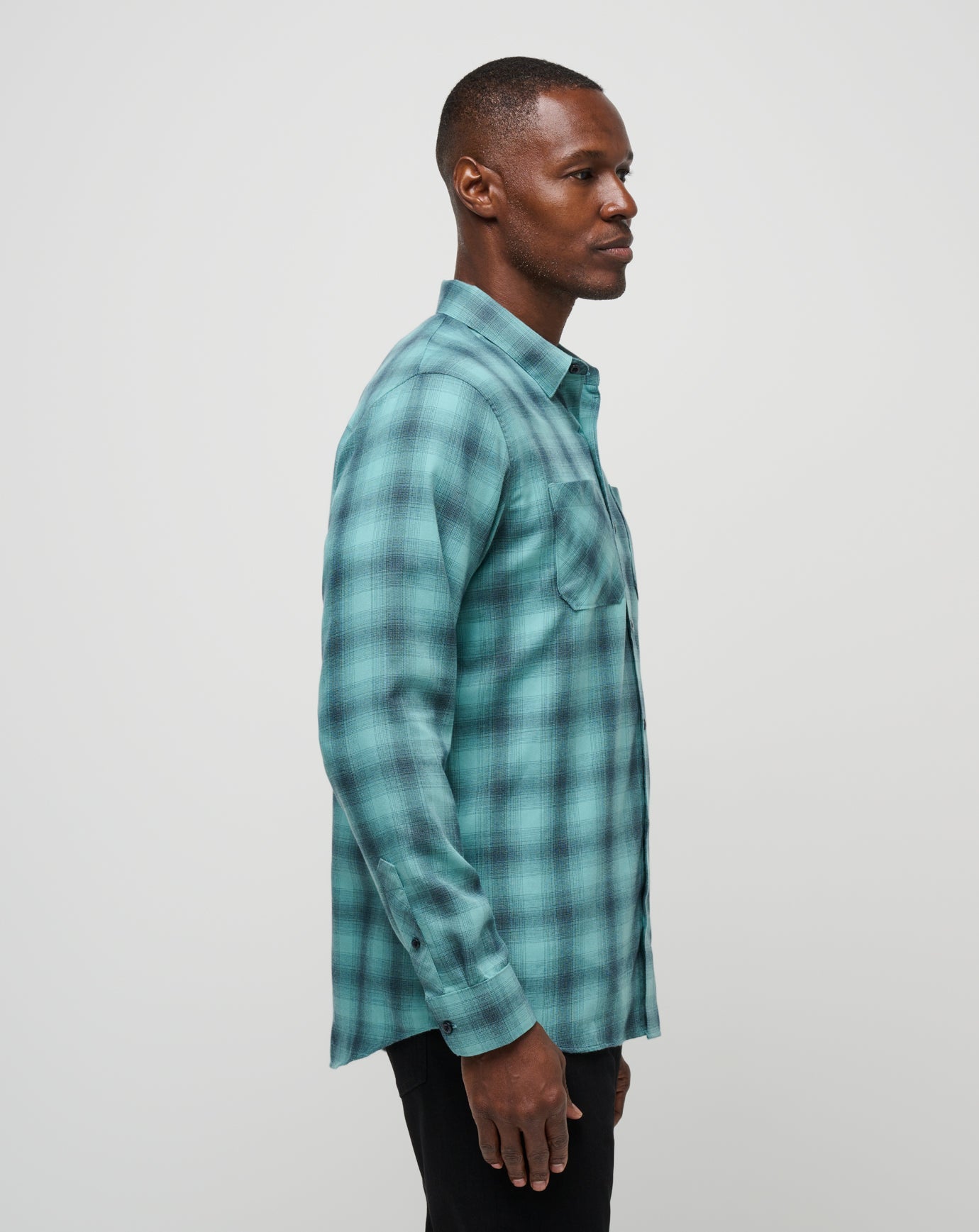 Cloud Flannel Plaid Button-Up Men/Total Eclipse/Cameo