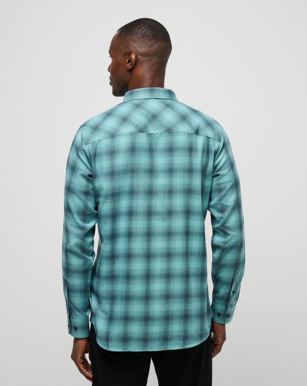 Cloud Flannel Plaid Button-Up Men/Total Eclipse/Cameo