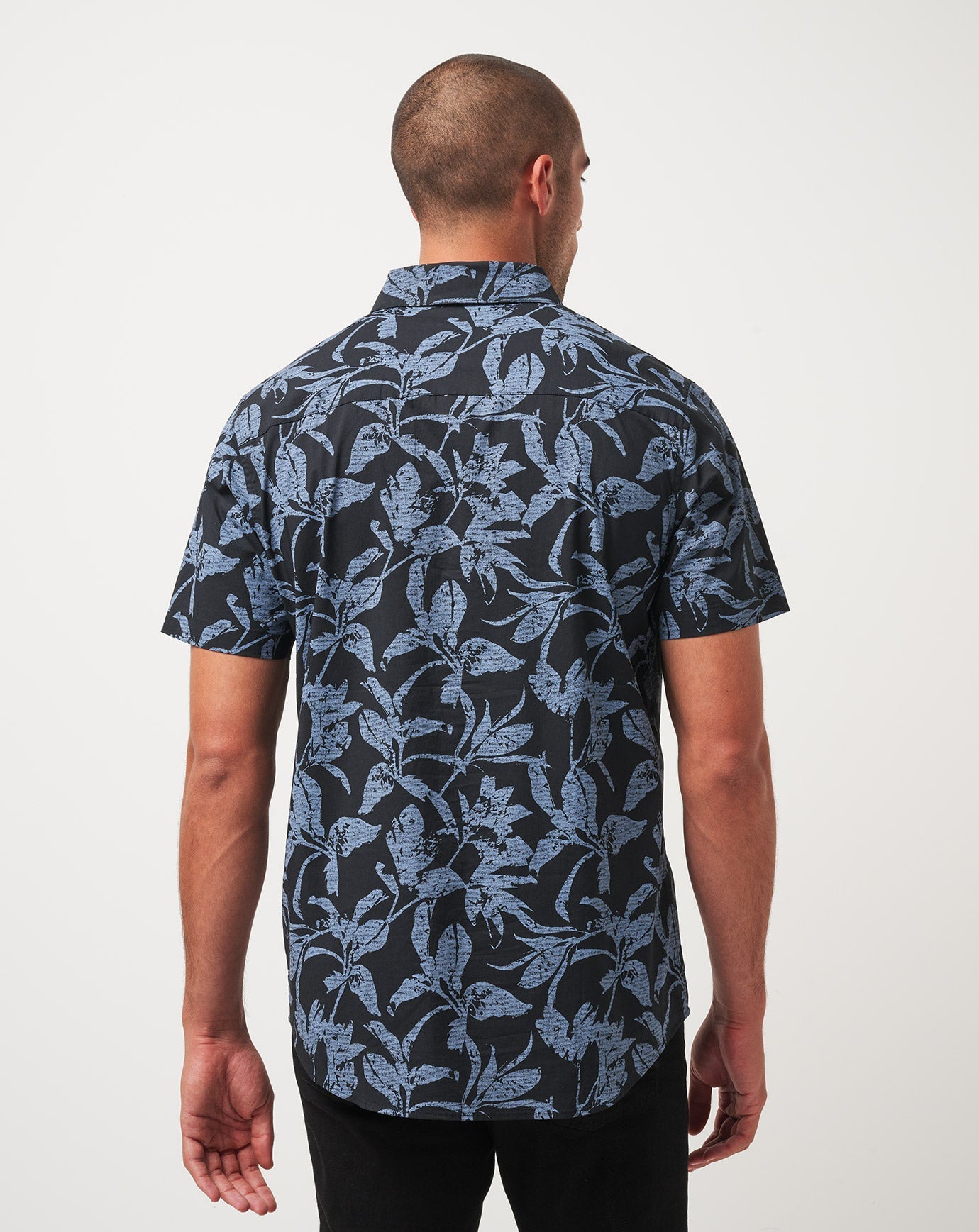Photo Finish Button-Up Men/Black