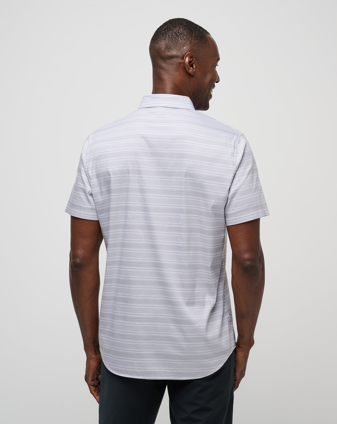 On The Table Button-Up Men/Micro Chip