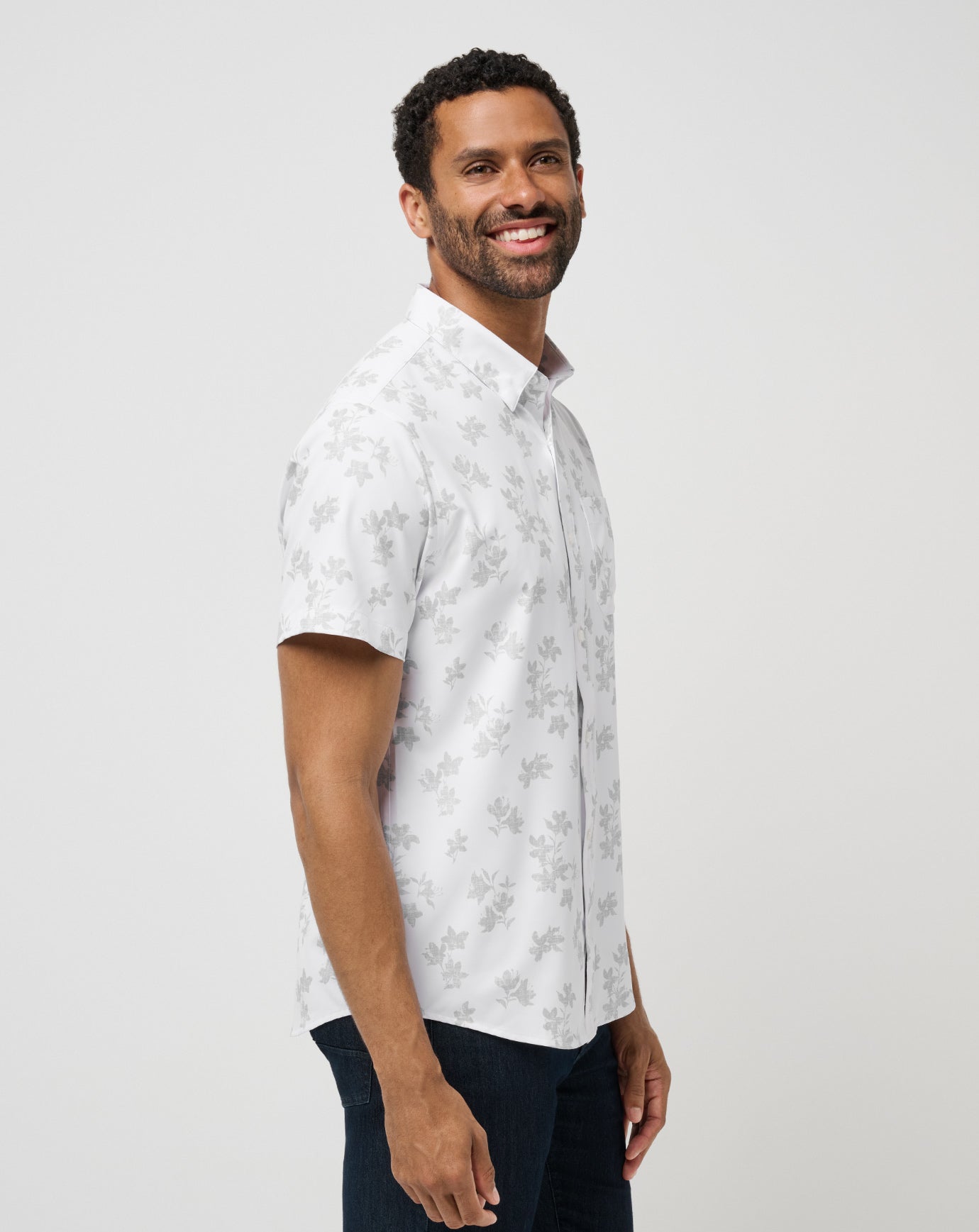 Mist On The Lake Button-Up Men/White
