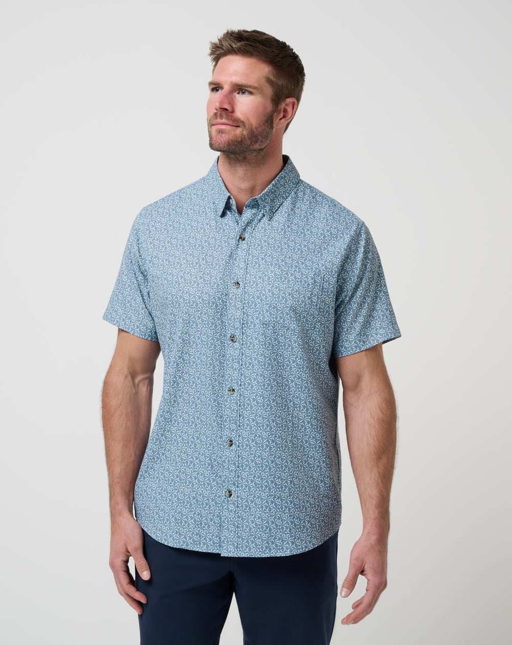 Techwoven Country Mile Button-Up Men/Arona