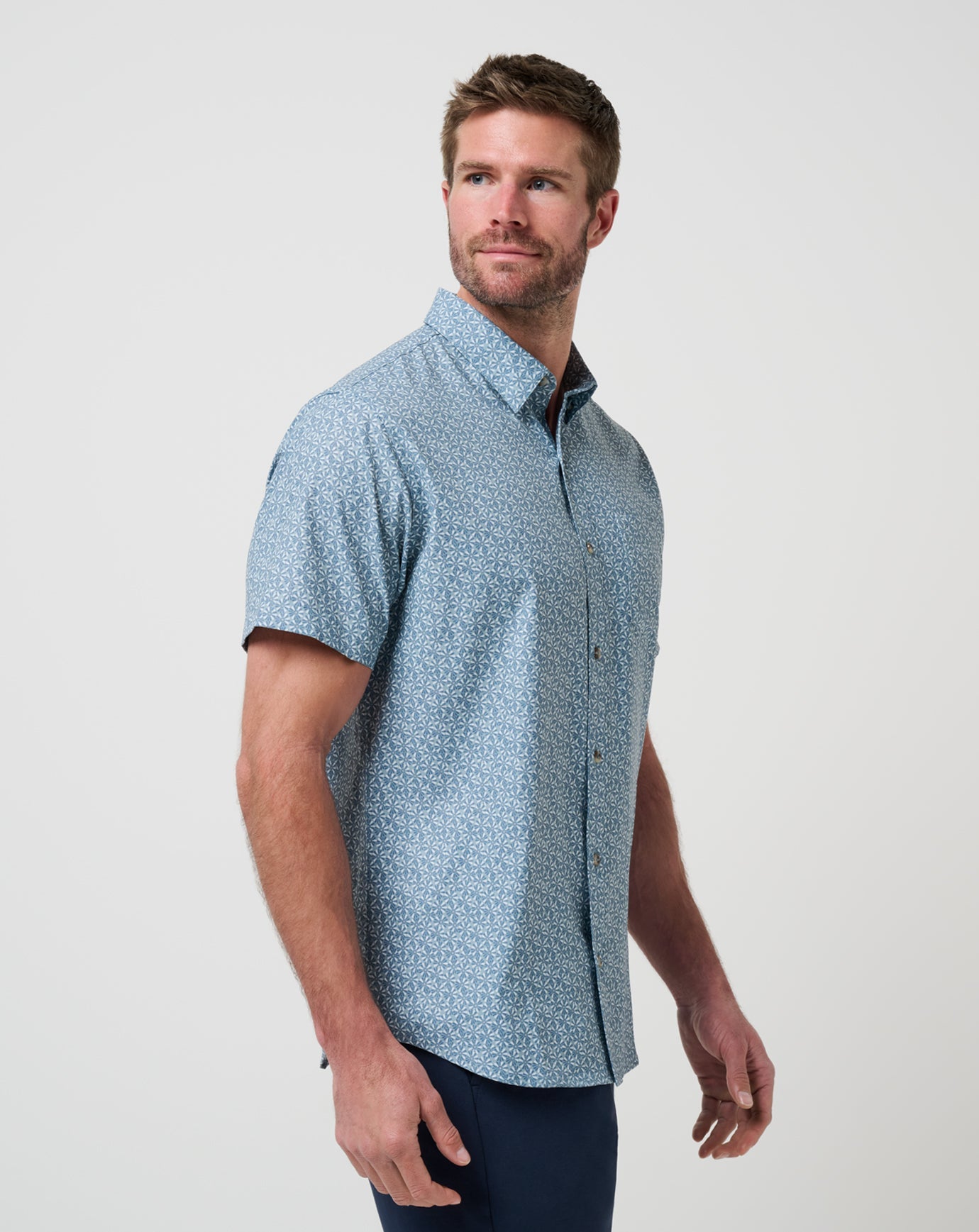 Techwoven Country Mile Button-Up Men/Arona