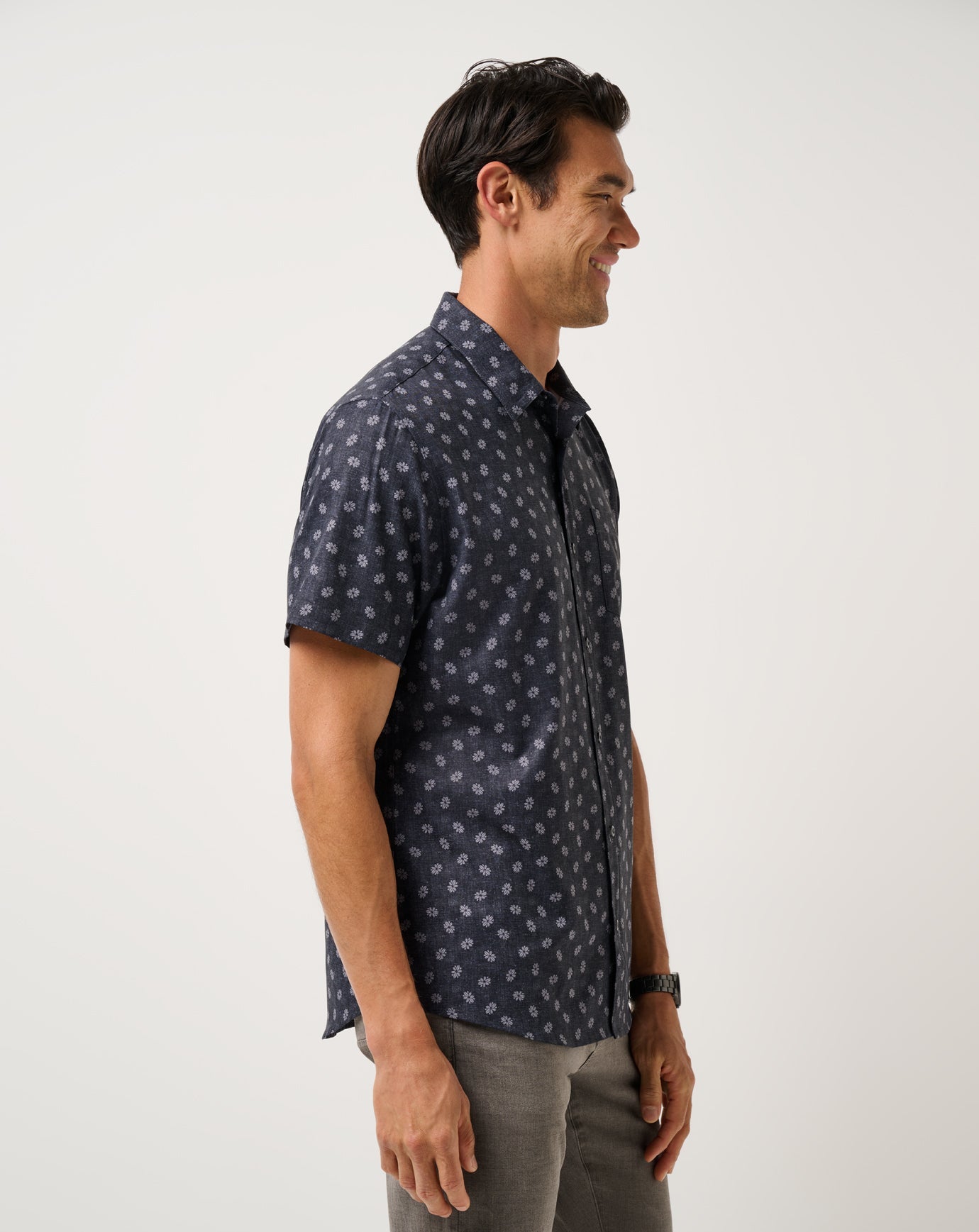 Techwoven Grey Wind Button-Up Men/Heather Black