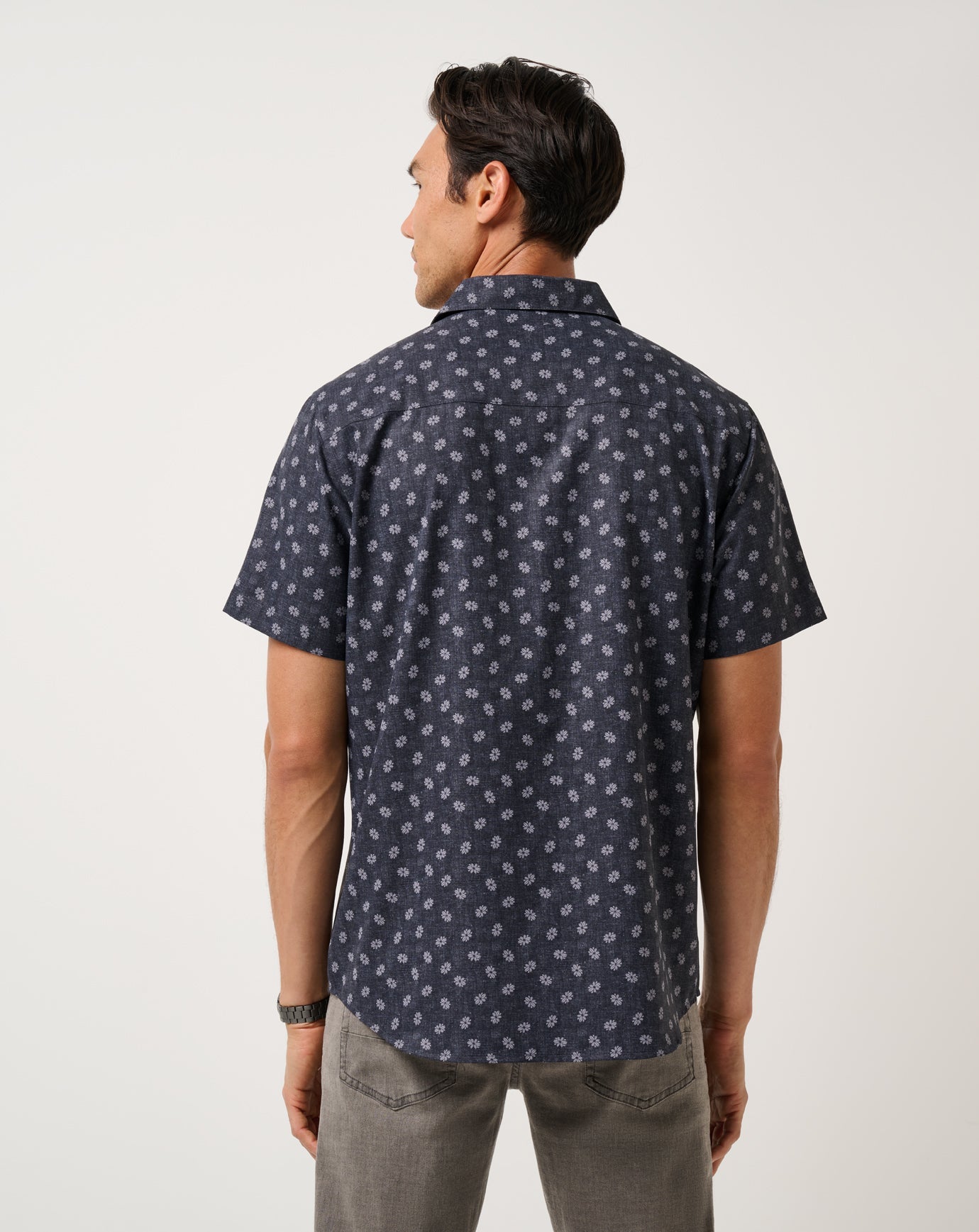 Techwoven Grey Wind Button-Up Men/Heather Black