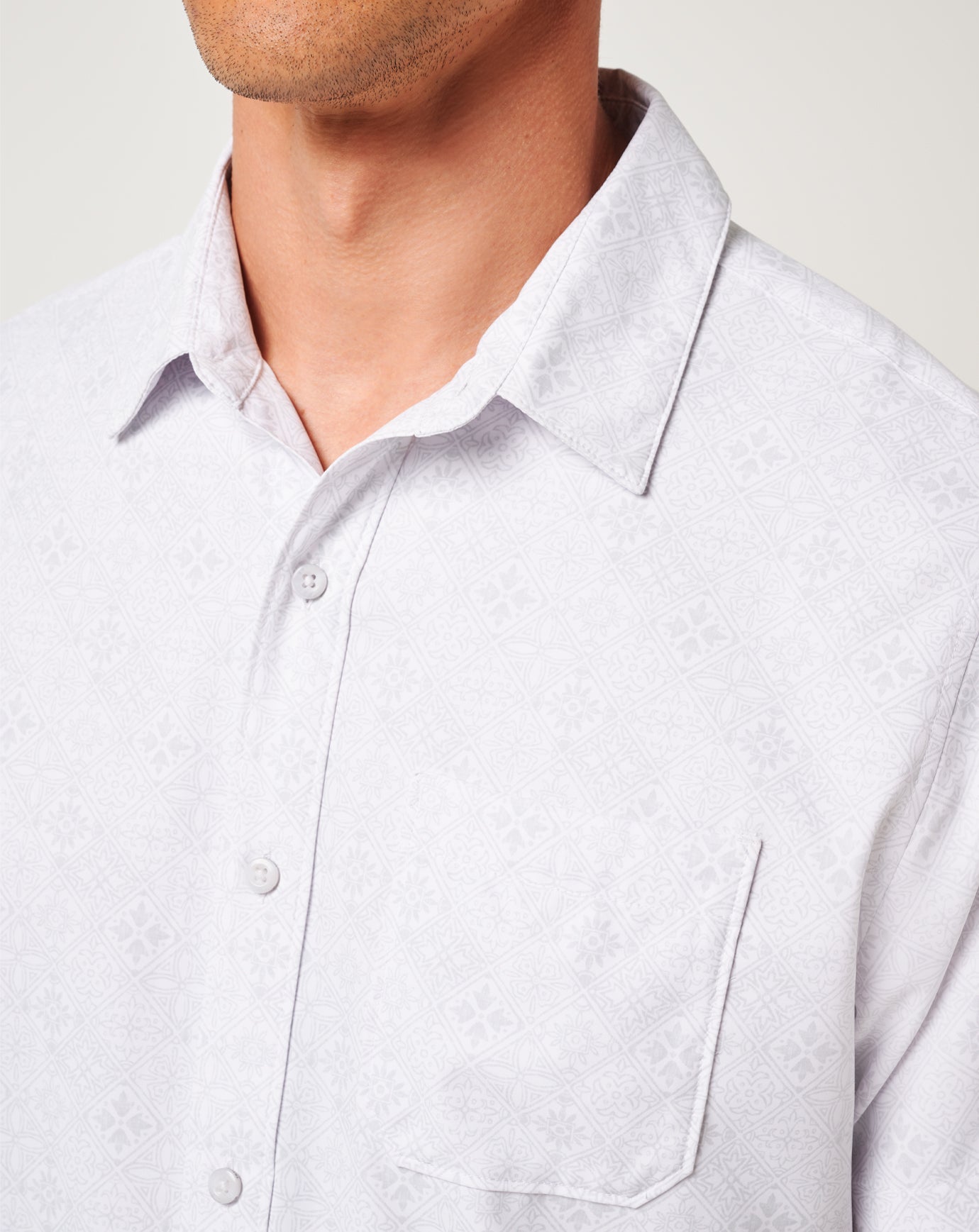 Techwoven Acropolis Button-Up Men/White