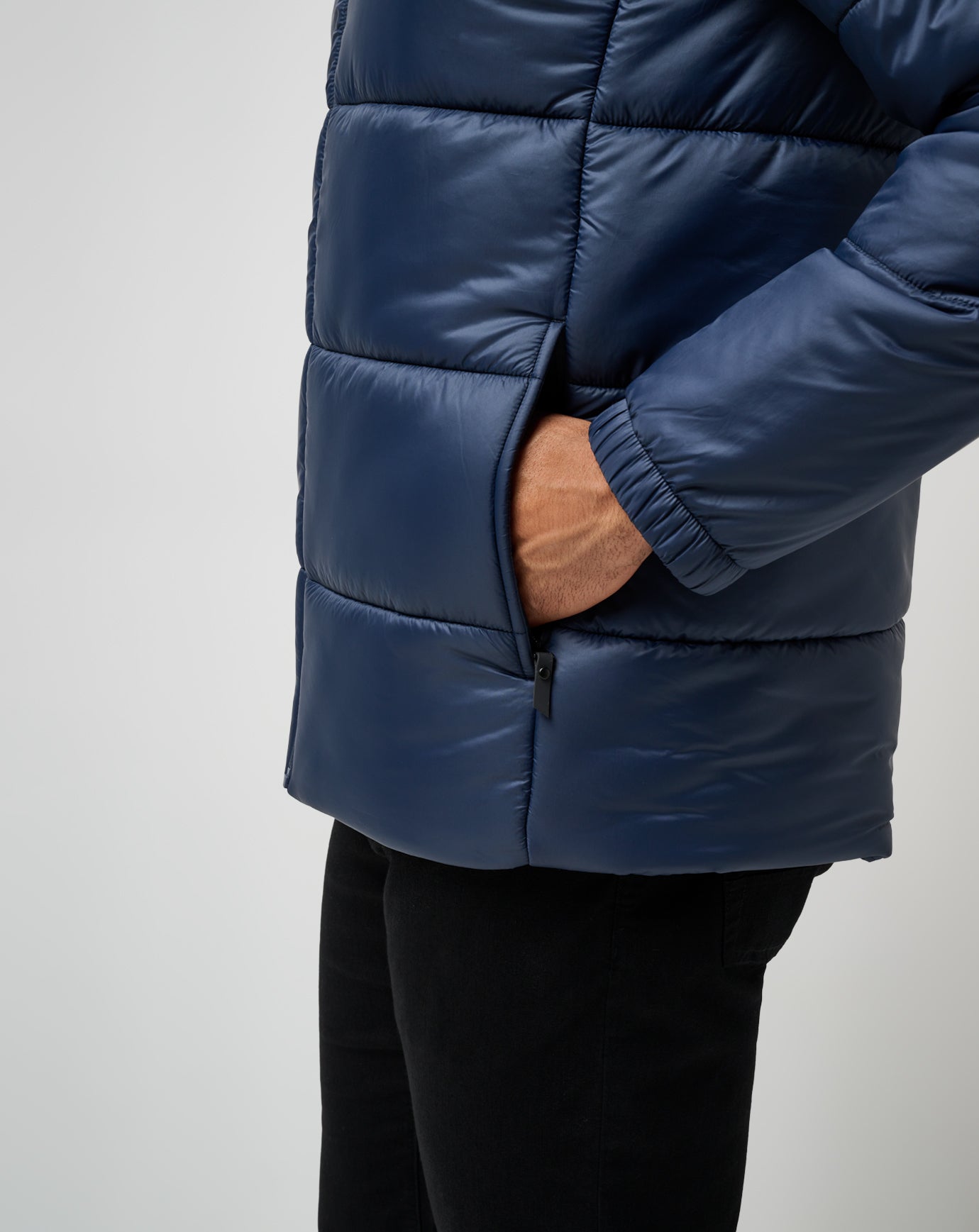 Aves Tech Puffer Jacket Men/Total Eclipse