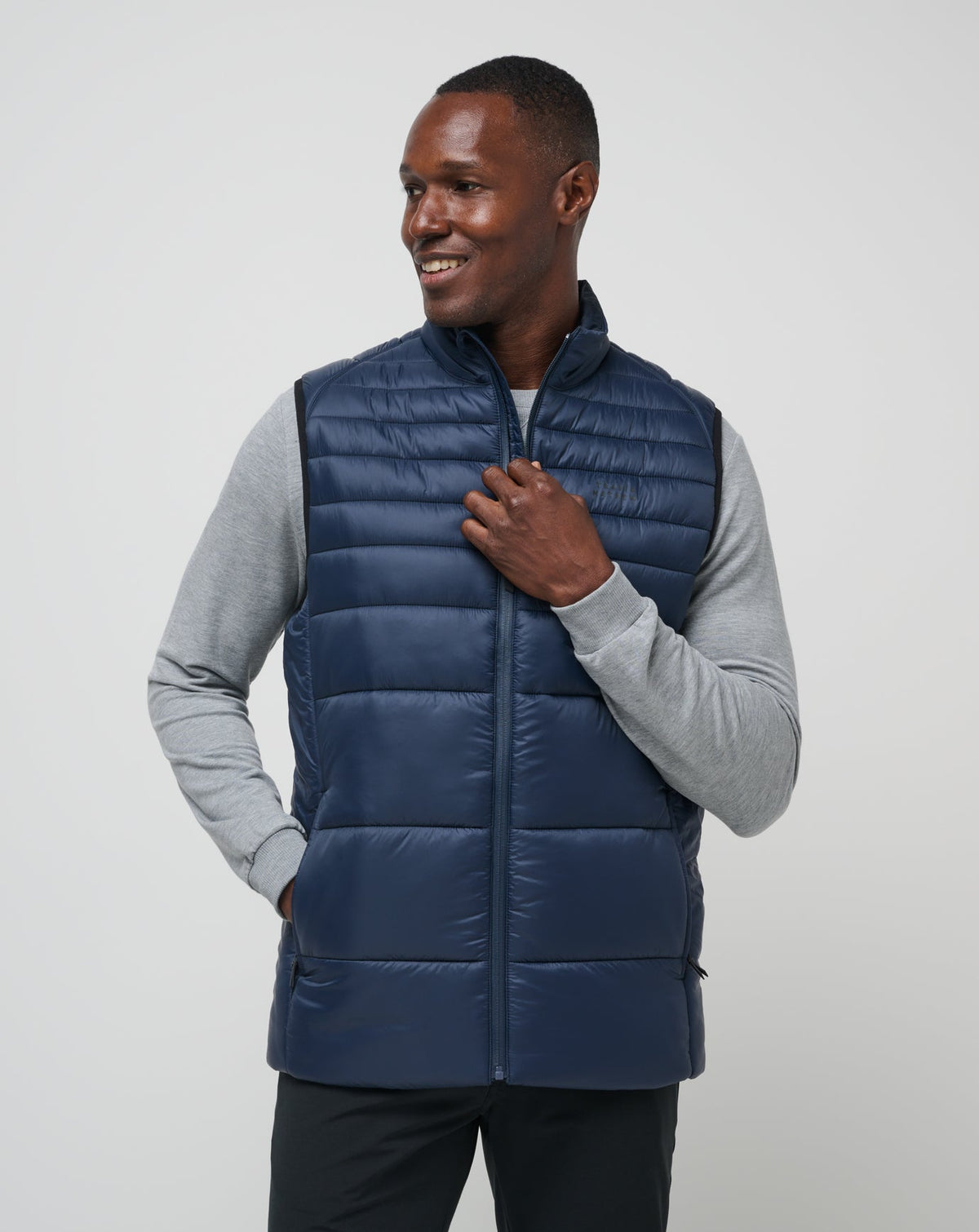 Aves Tech Puffer Vest Men/Total Eclipse