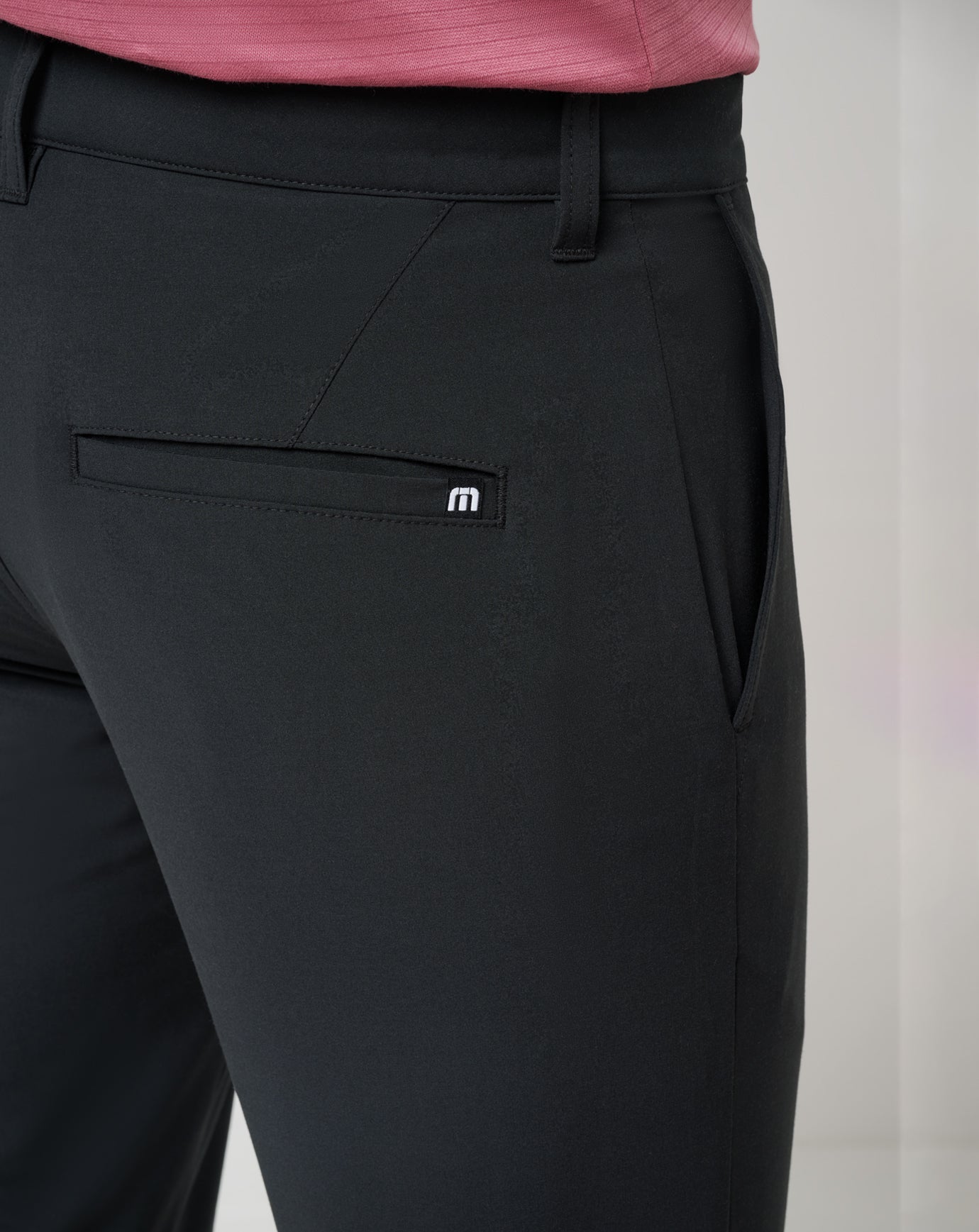 Open To Close Tech Chino Pant Men|Golf/Black