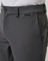 Travel Year Short 9In Men/Grey Pinstripe