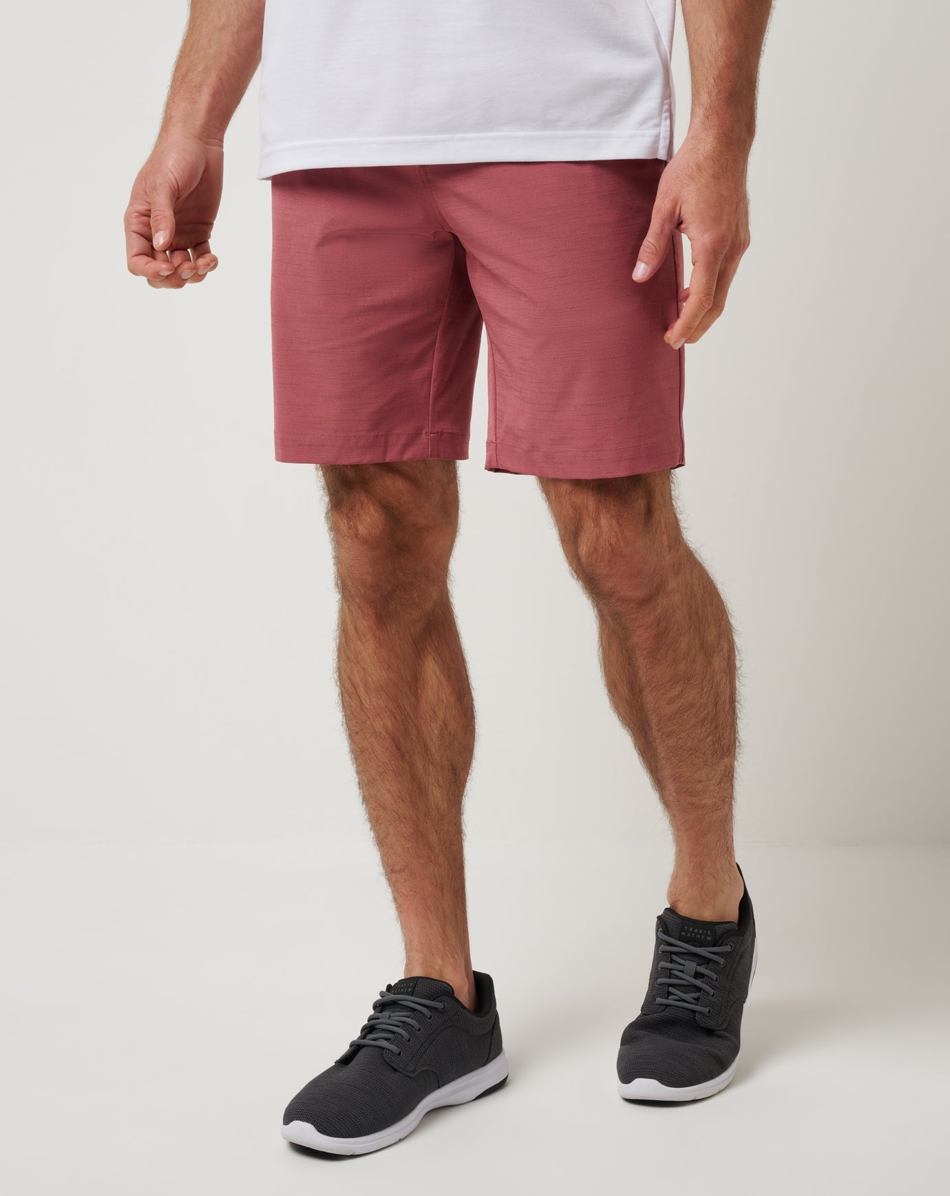 Travel Year Short 9In Men/Heather Roan Rouge