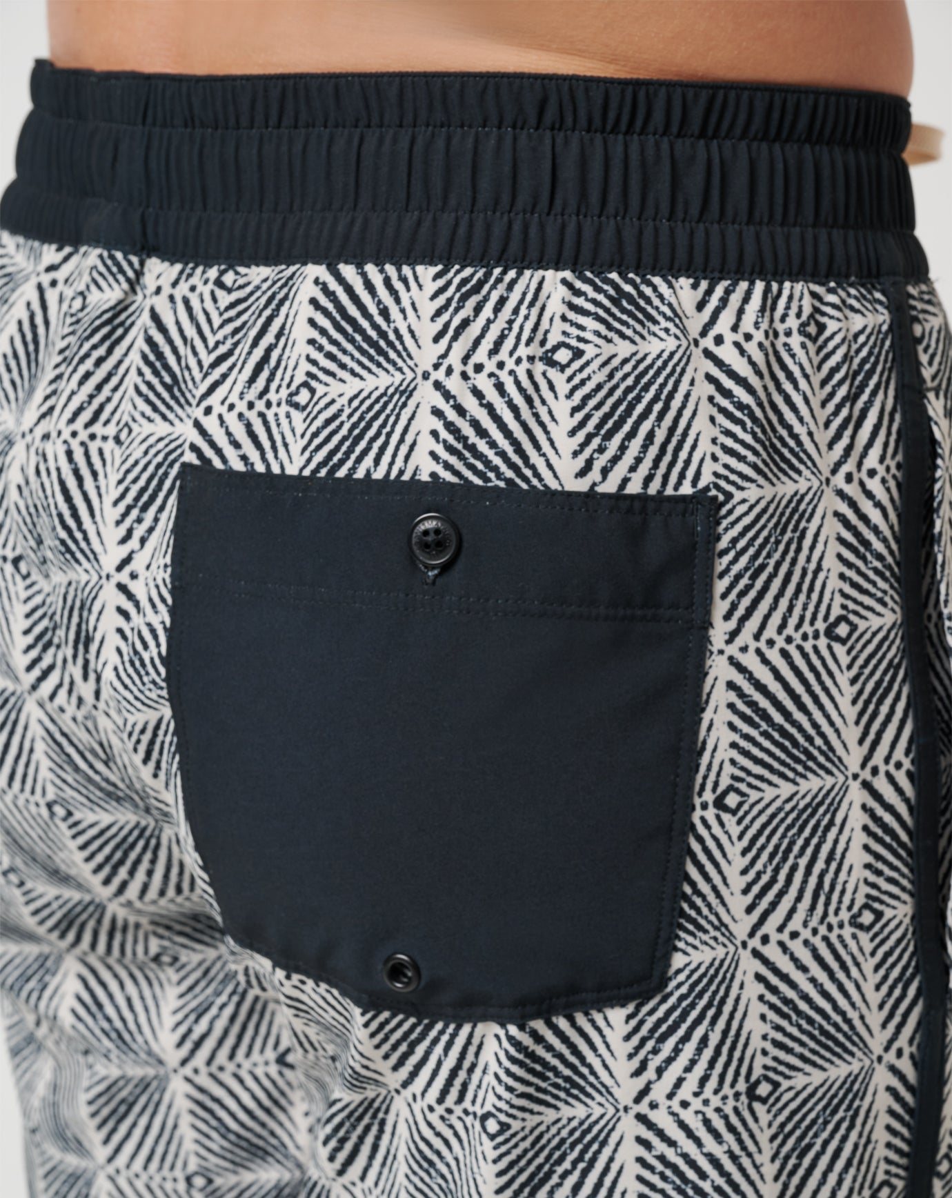 Sandswept Short 8In Men/Italian Sand