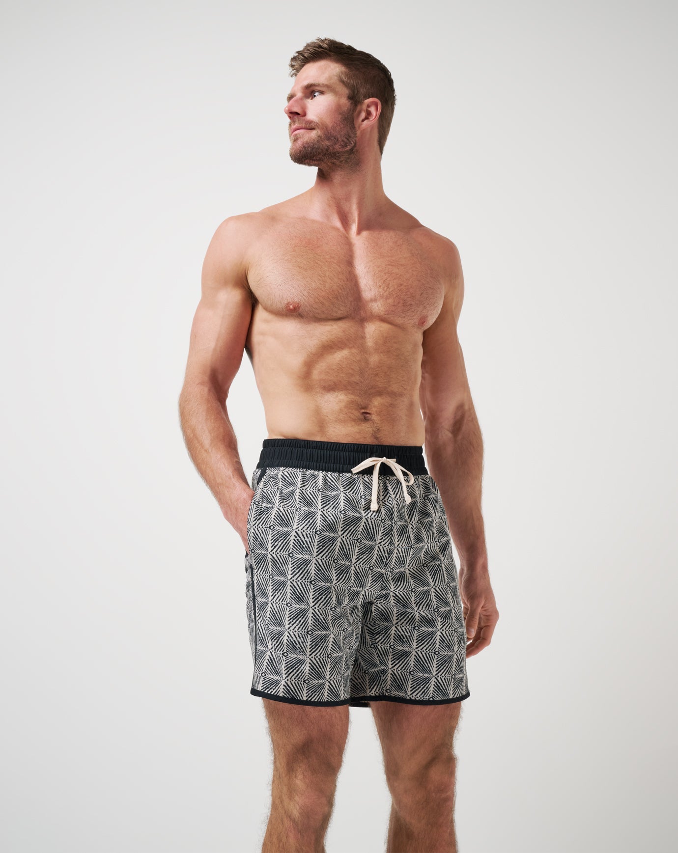 Sandswept Short 8In Men/Italian Sand