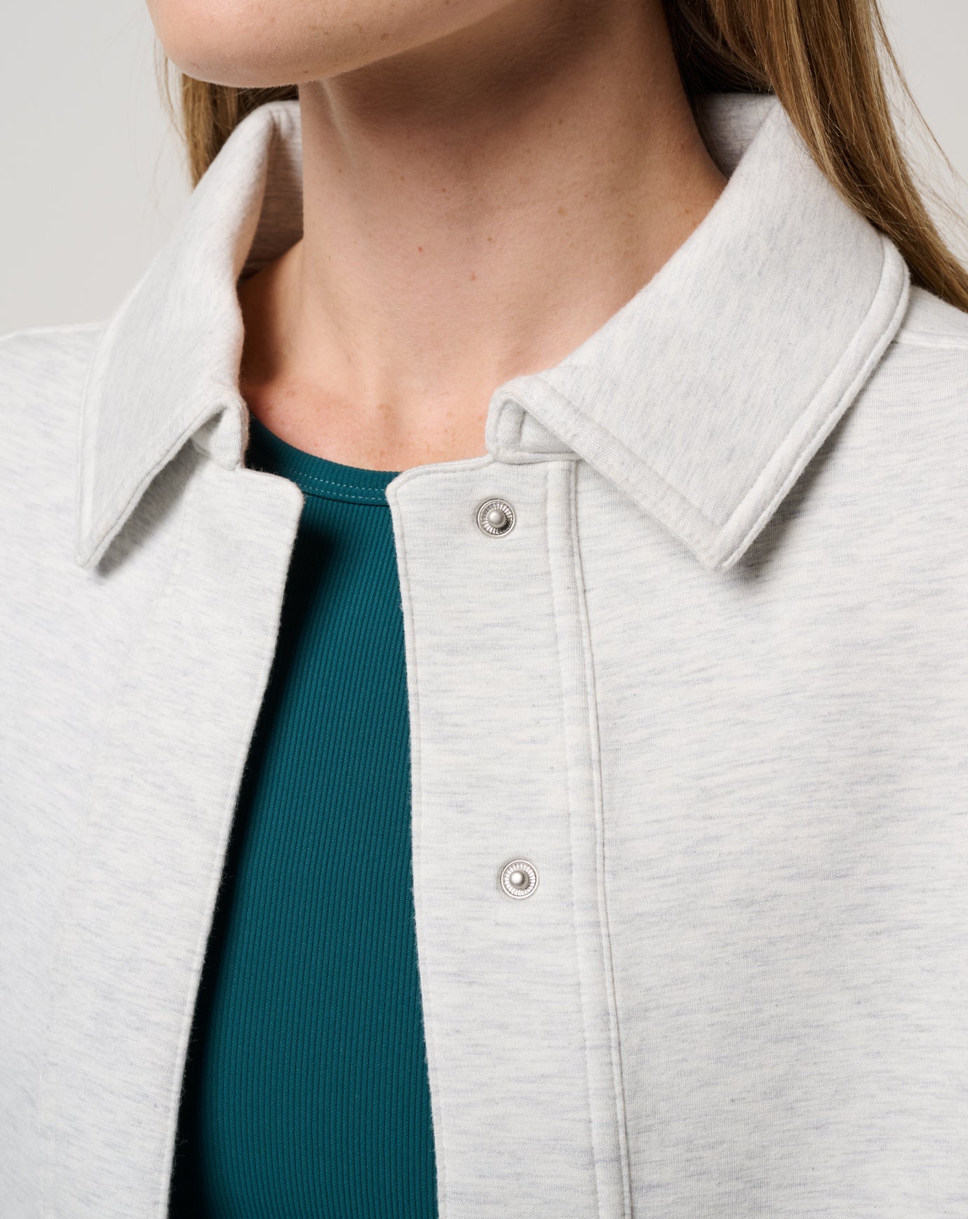 Cloudscape Button Down Women/Heather Light Grey