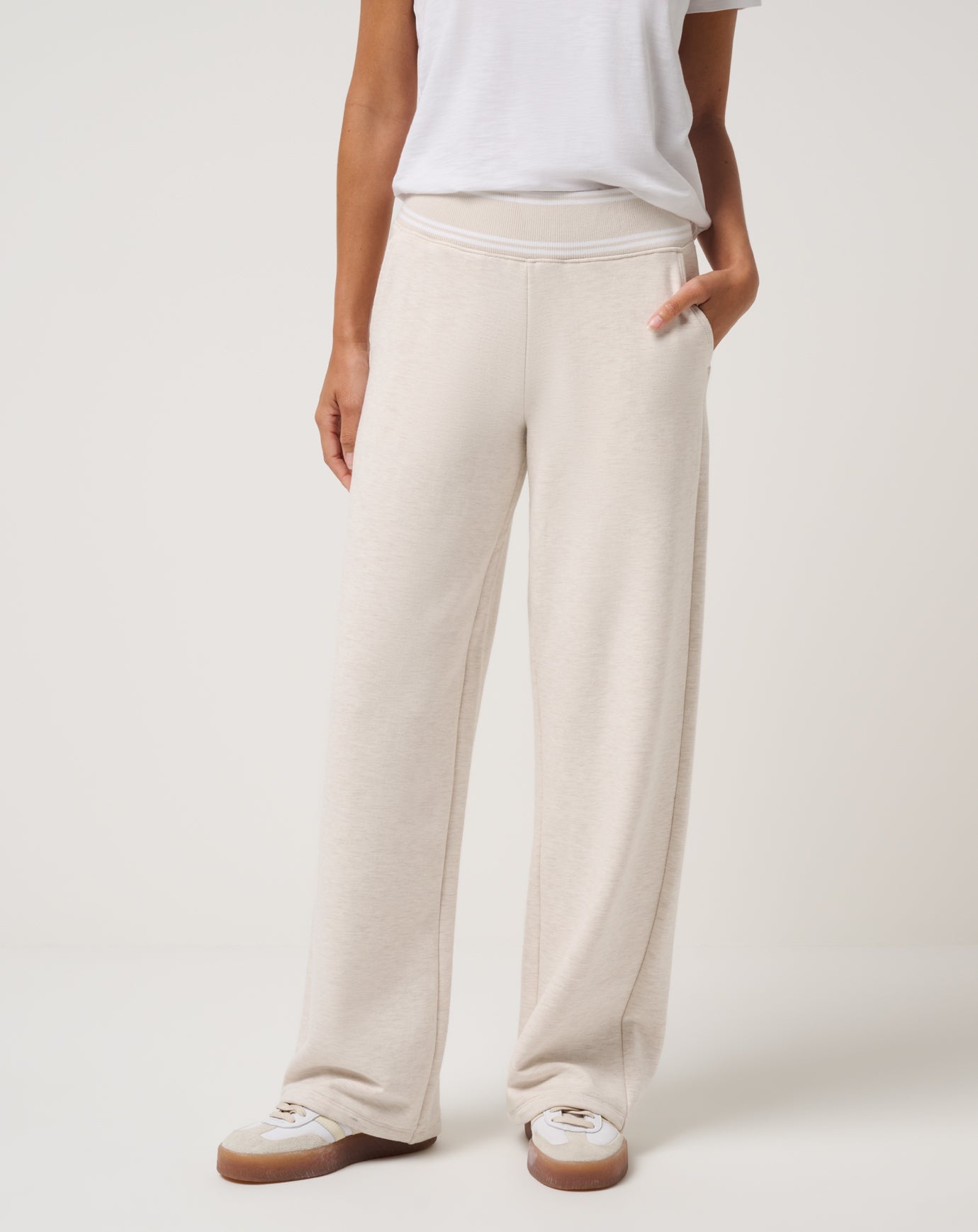 Cloud Fleece Clubside Wide Leg Pant Women/Heather Brazillian Sand