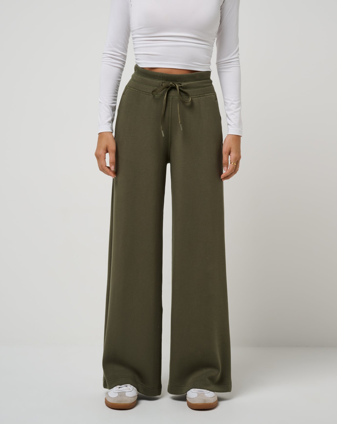 Skyloft Soft Wide Leg Pant Women/Grape Leaf