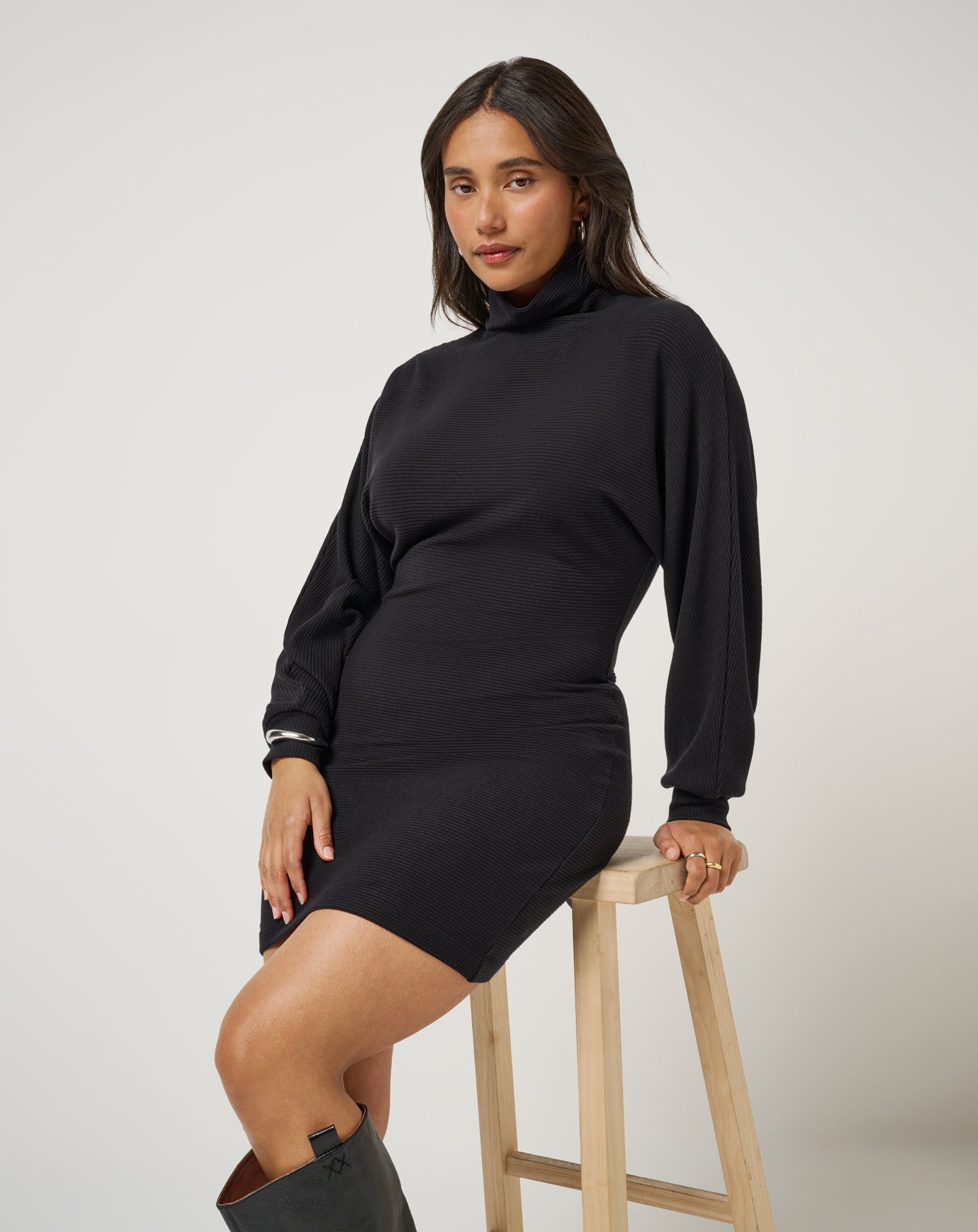 Evening Retreat Dress Women/Black