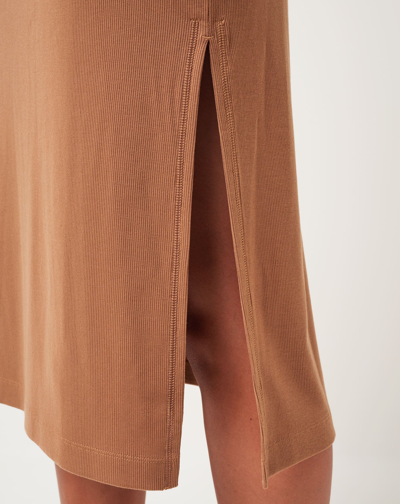 Cloud Rib Hadley Wood Dress Women/Chestnut