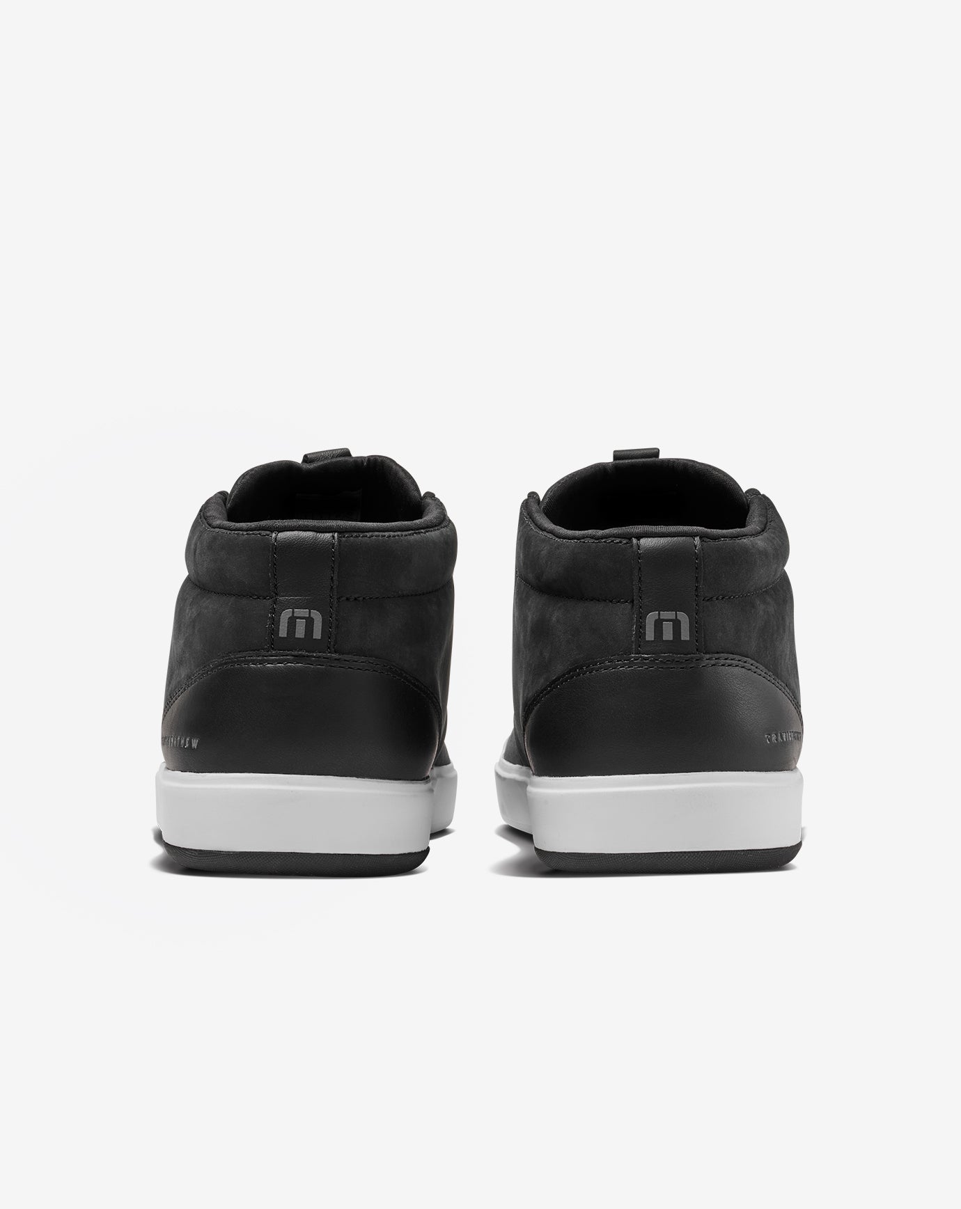 The Modern Chukka Shoes/Black