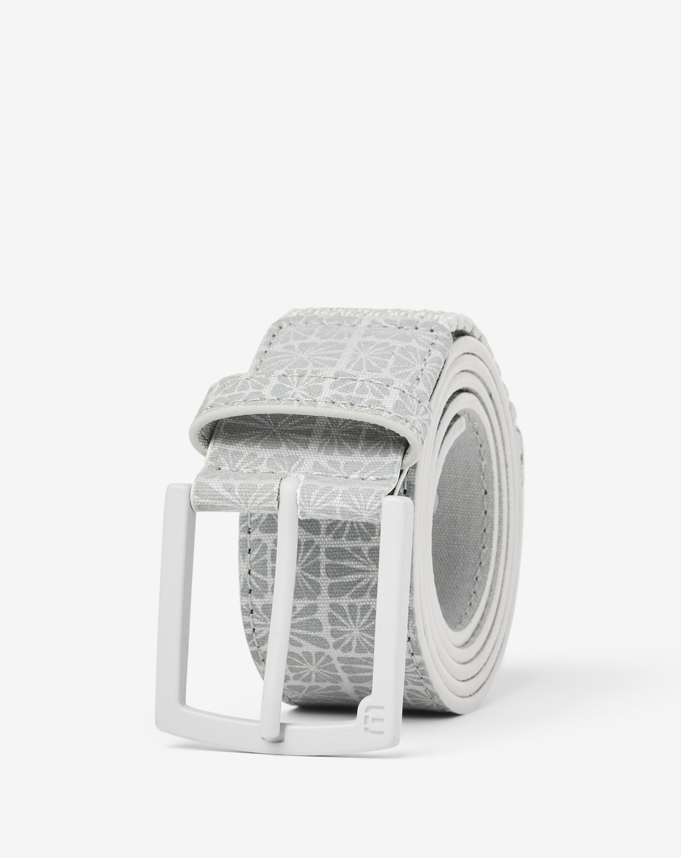 Buried Treasure Hybrid Stretch Belt Accessories|Golf/Micro Chip/White