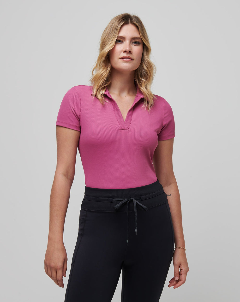 Moveknit Vneck Polo Golf/Red Violet