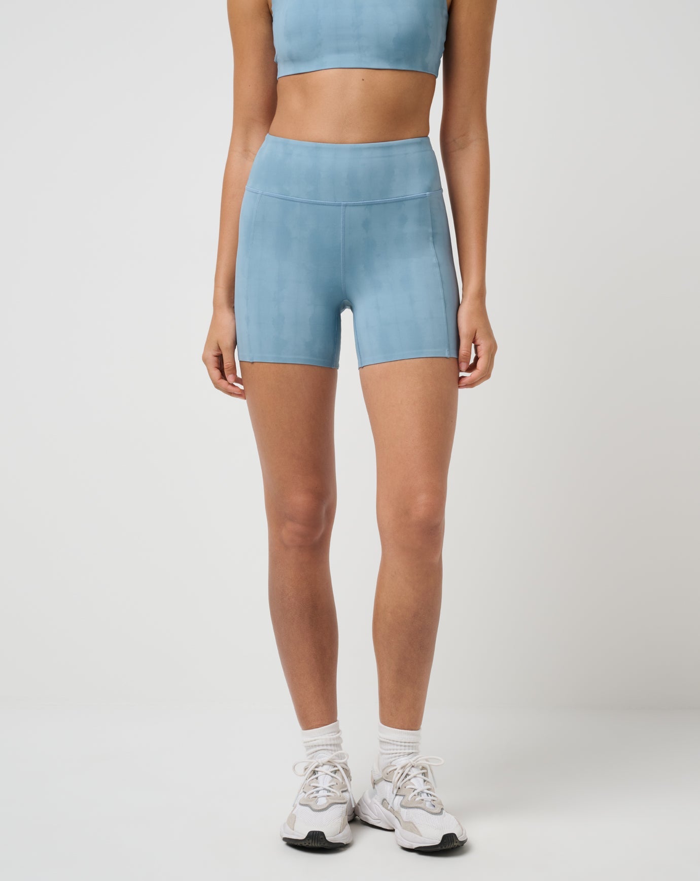 Moveknit Bonded Short Golf/Smoke Blue Multi